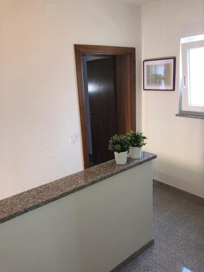 Apartmani Gavran Sukosan Exterior photo